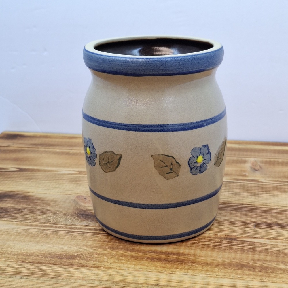 BBP Beaumont Brothers Pottery Utensil Crock Hand-Painted Flowers Blue 5.5" X 4"